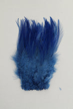 Load image into Gallery viewer, Dyed Strung Saddle Hackle