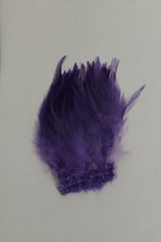 Load image into Gallery viewer, Dyed Strung Saddle Hackle
