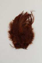 Load image into Gallery viewer, Dyed Strung Saddle Hackle
